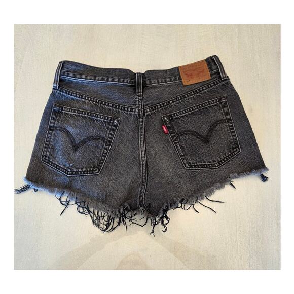 Levi's Black Denim Frayed Hem Women's Shorts - Picture 3 of 10